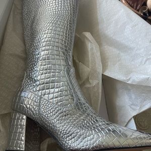 Alien Superstar (Marc Fisher Retire Boots)